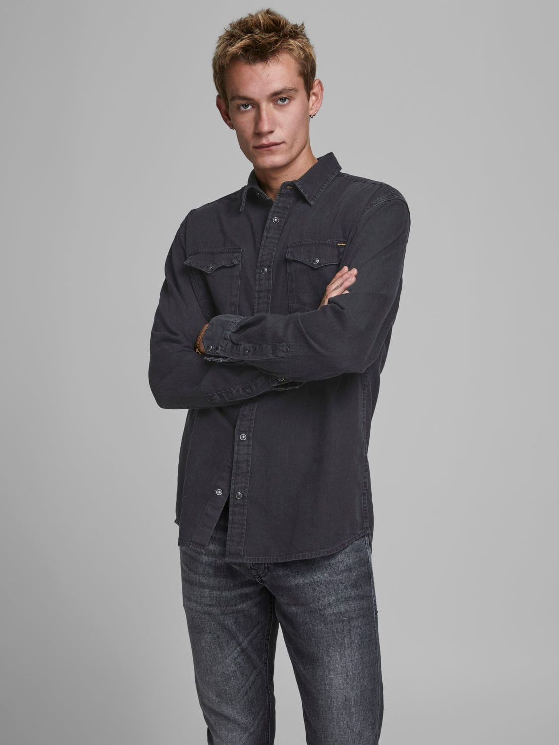 CAMISA VAQUERA SHERIDAN - DENIM NEGRO